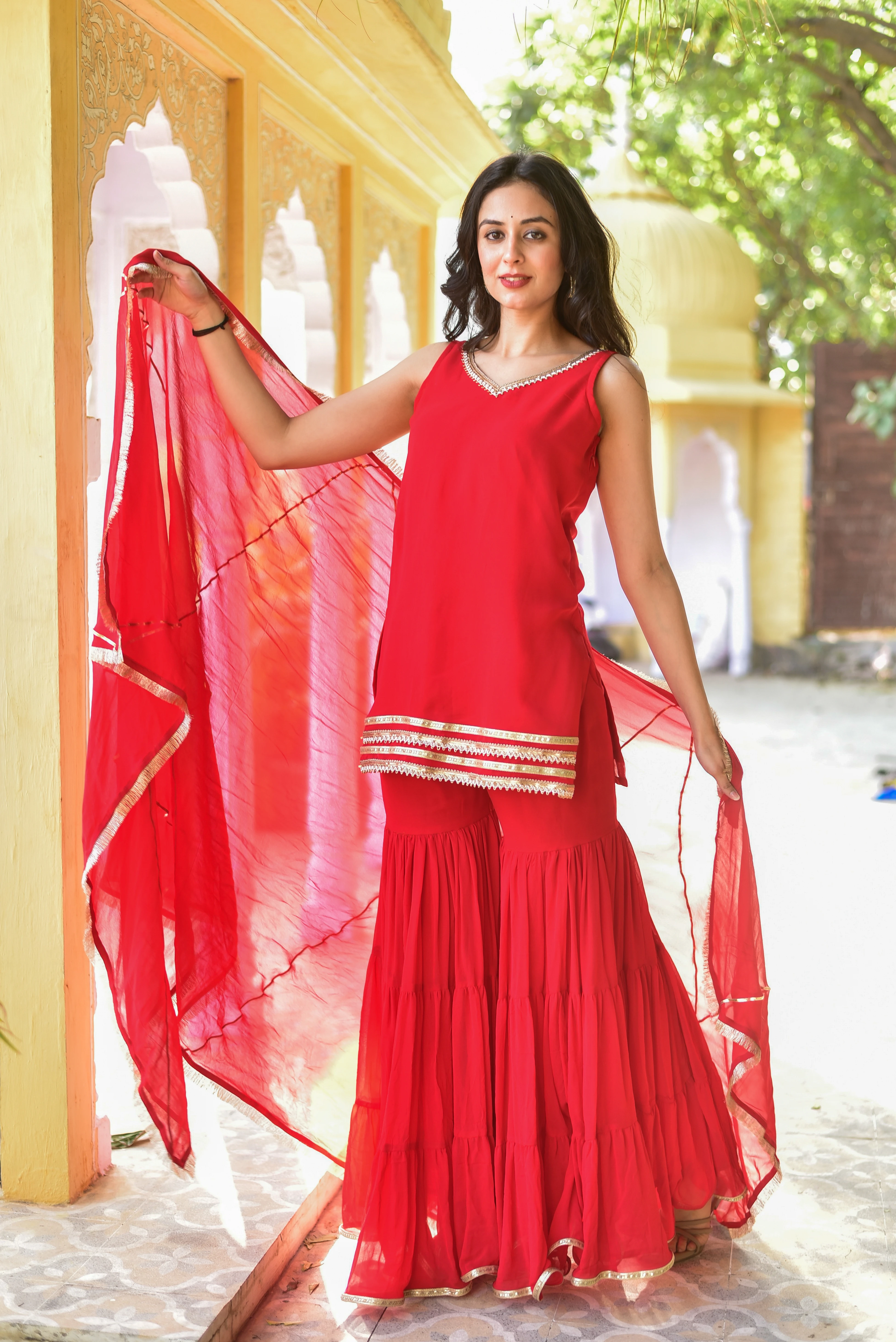 Red_Suit_139_1